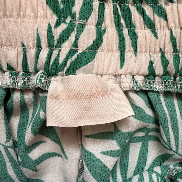 Tropical Leaf Elastic Waist Skort - Green on White - Picture 4 of 4